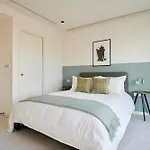 Aird House, Sonder Apartments By Marriott Bonvoy